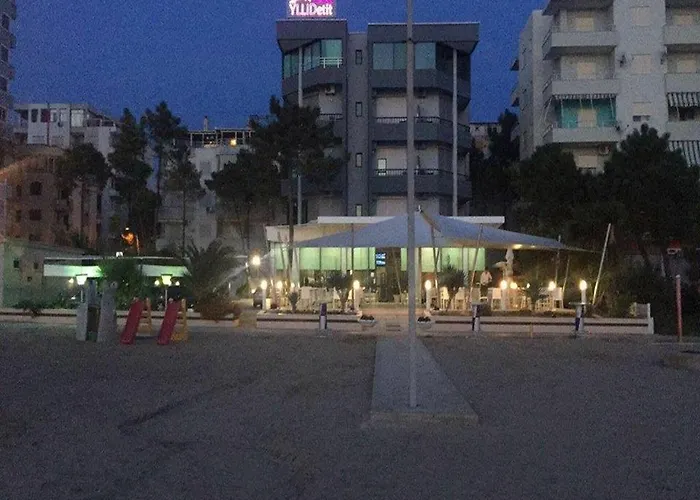 Ylli I Detit Hotel